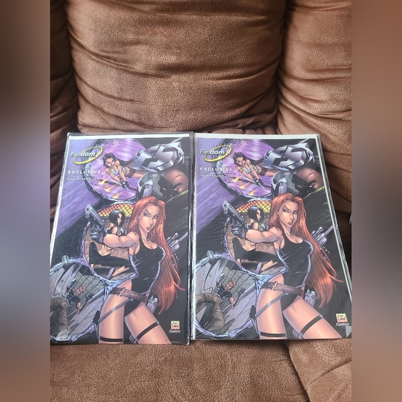 📚✏️F5 comics bundle - Picture 3 of 7